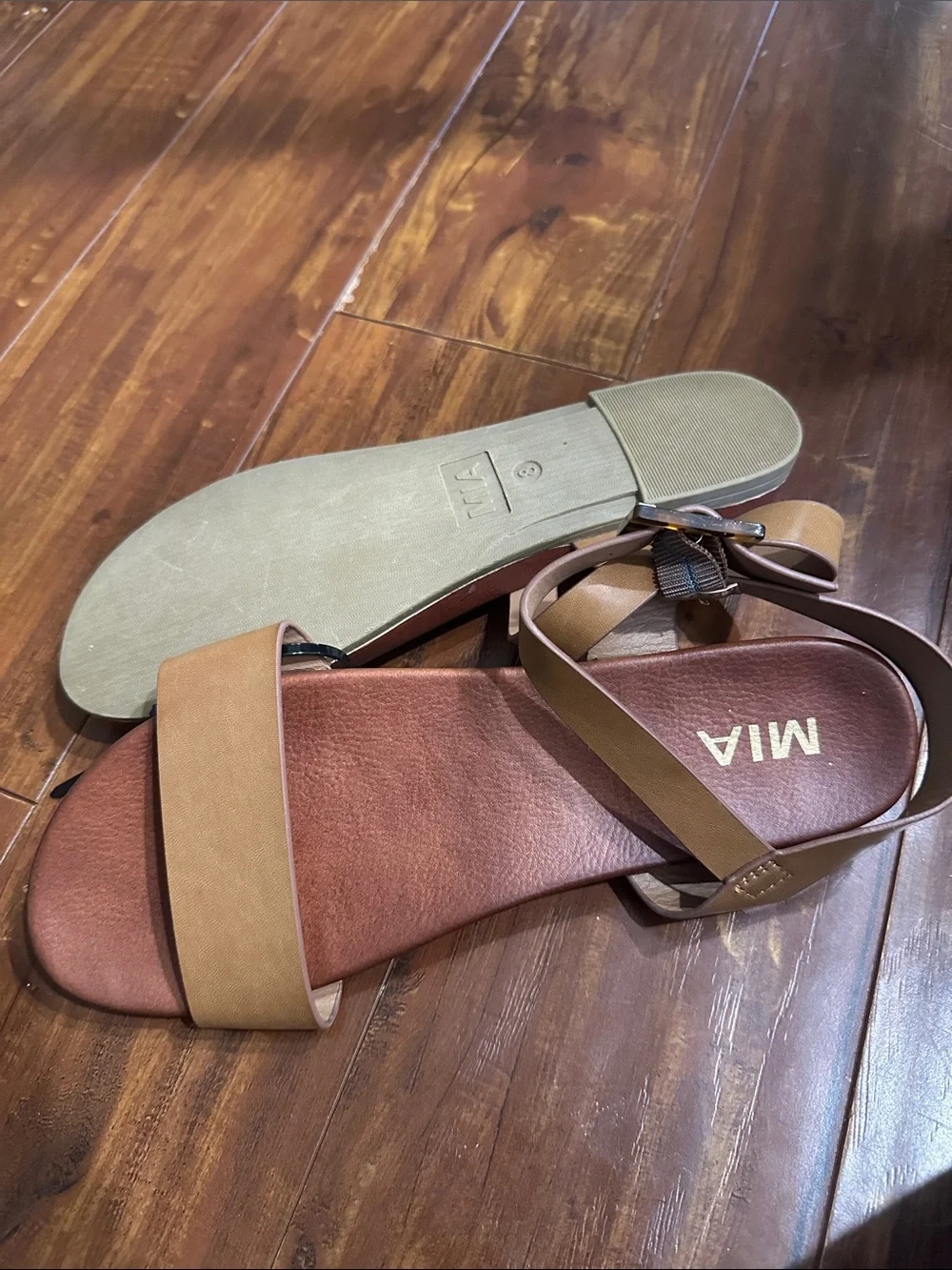 MIA nwot women